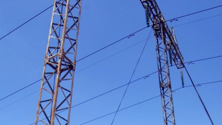 Средно по 36 лв. за ток са платили клиентите на ЧЕЗ през май