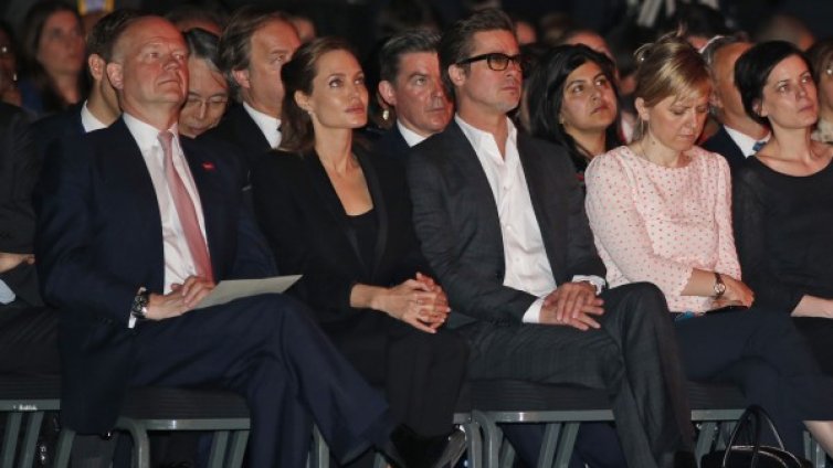 Пит придружи Джоли на световната среща на върха в Лондон