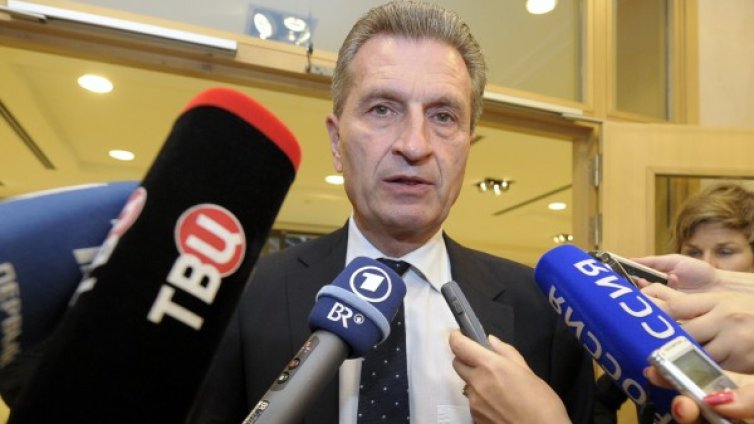 Йотингер ще представлява ЕС на преговорите за газа в Киев