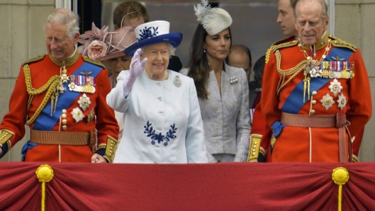 Принц Уилям е по-популярен от Елизабет Втора