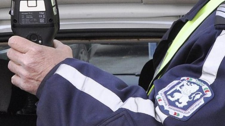 Хванаха пиян шофьор с 3,38 промила алкохол