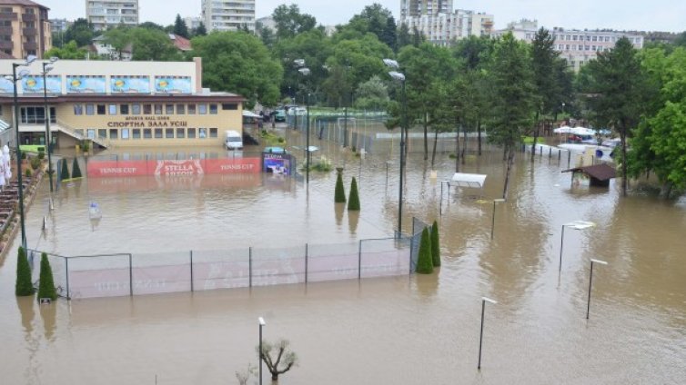 Държавата отпуска по 10 хил. лв. на близките на загиналите