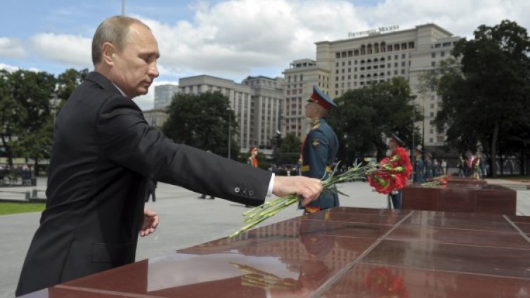  Путин зове за диалог всички страни  в конфликта в Украйна