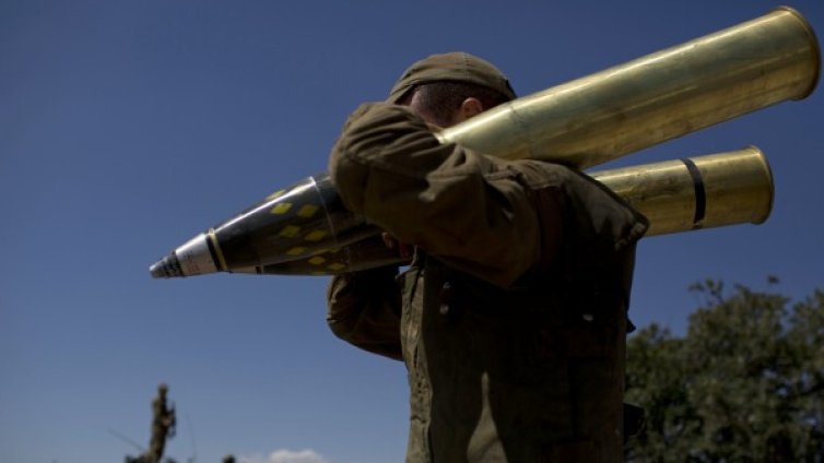 Израел извърши въздушни удари срещу сирийски позиции