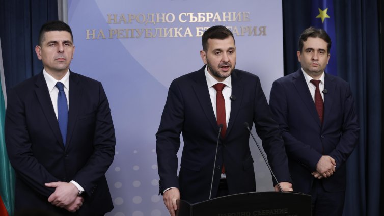 ДБ с позиция: Илияна Йотова дължи обяснение 