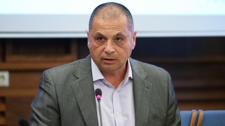 Веселин Данев: Изгубихме една трета от младите в туризма за 5 години