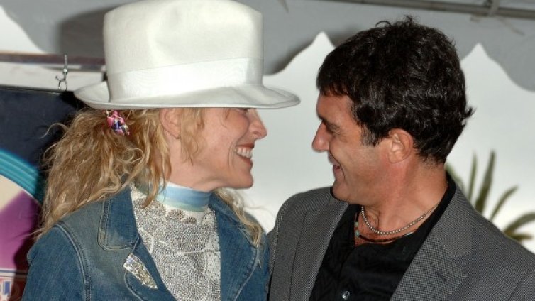 Антонио Бандерас и Шарън Стоун са подозрително близки