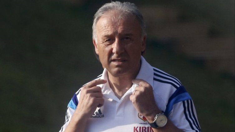 Япония остана без селекционер