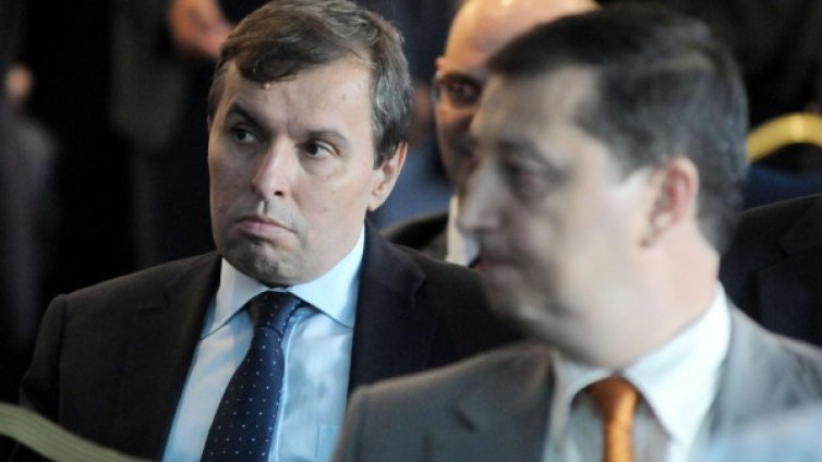 Спрягат бивш шеф на БНБ за служебен премиер 