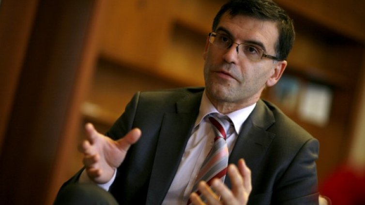 Нова криза чука на вратата, предрича Дянков