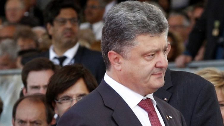 Порошенко сменя военния министър и началника на генщаба