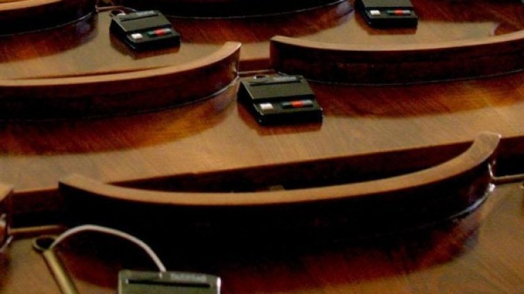 Инатът на депутатите за кворума струва към 2 млн. лв. за юли