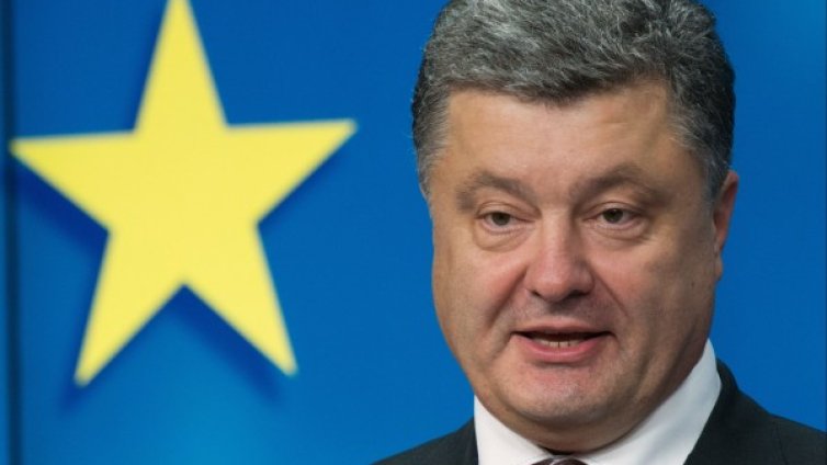 Порошенко нареди да издигнат украинското знаме в Славянск
