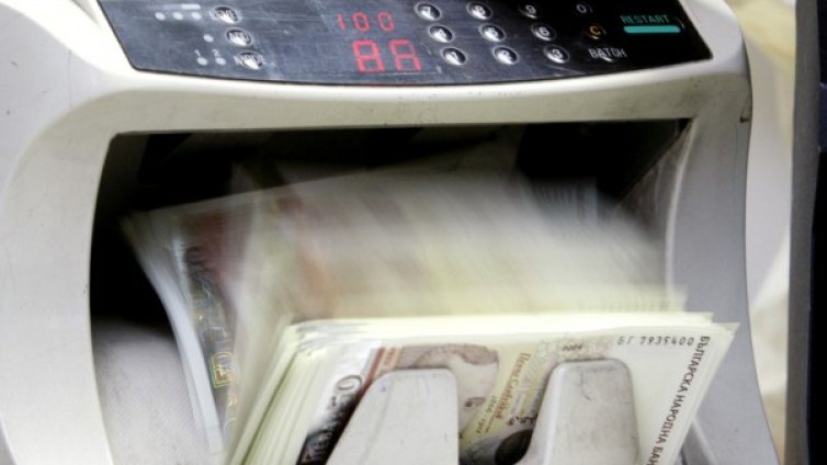 Хазната виси с 1,8 милиарда лева	