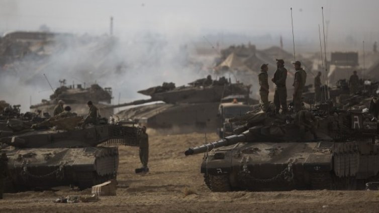 Хамас ще спре огъня, но след споразумение с Израел