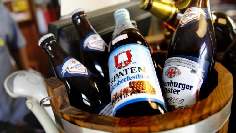 Редовното пиене ни прави по-популярни