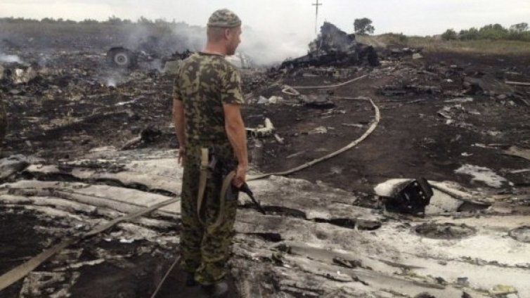 Затвориха за граждански полети пространството над Украйна