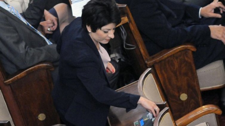 С управляващите ще говорим само за оставката им, отсякоха ГЕРБ