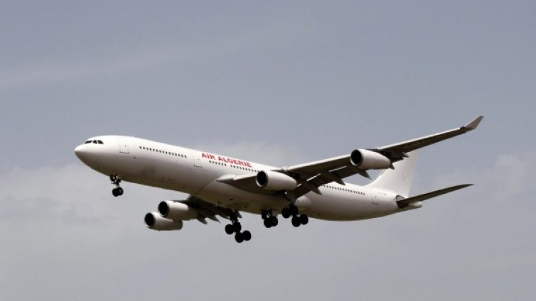 Франция праща войници при разбилия се самолет в Мали