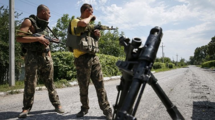 Киев: 325 украински военни са загинали в операцията в Източна Украйна
