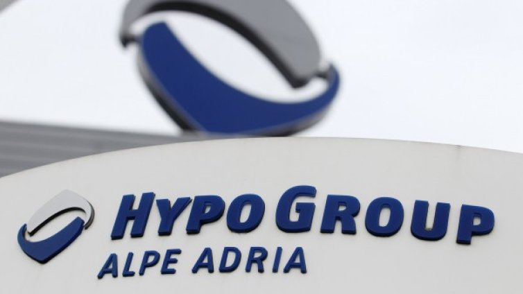 Цветан Василев е отпаднал от надпреварата за балканския бизнес на Hypo