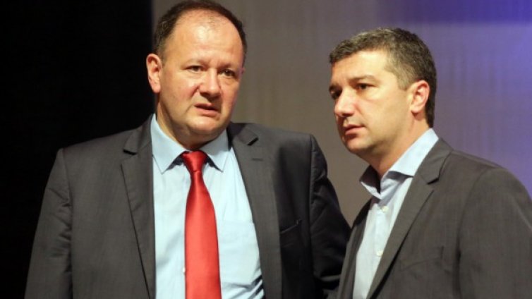 Миков и Стойнев на балотаж за лидерския пост в БСП