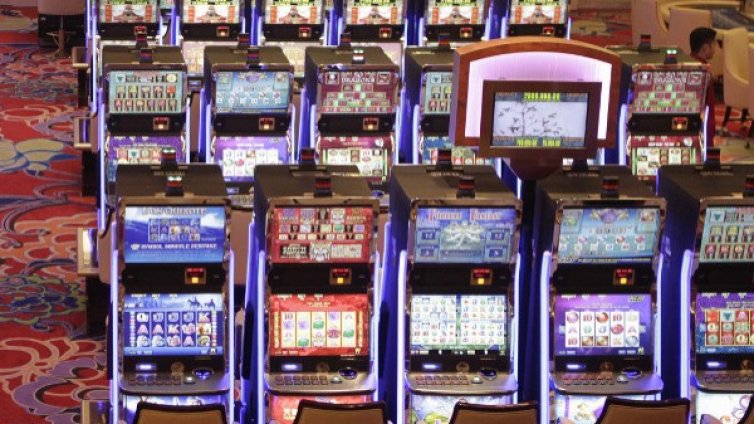 6 млрд. евро е оборотът от незаконния хазарт в Гърция