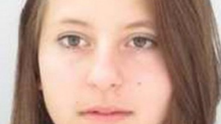 Момиче изчезна в София. Виждали ли сте го?
