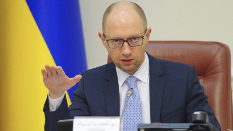 Парламентът на Украйна не прие оставката на премиера Яценюк