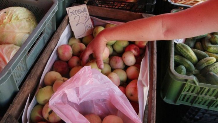 Русия спря вноса на плодове и зеленчуци от Полша