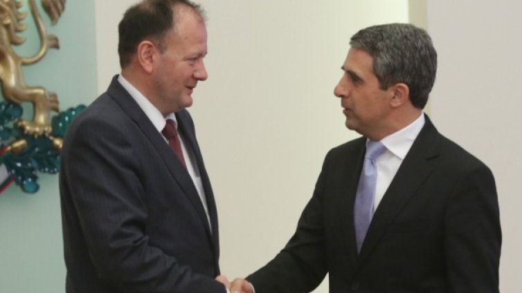 Кабинетът &bdquo;Близнашки&ldquo; си надхвърлял правомощията 