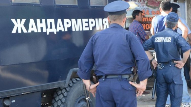 Бяла черква остава под полицейски контрол