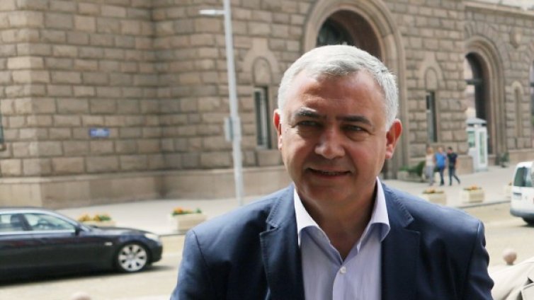 БСП: Президентът застрашава националната сигурност