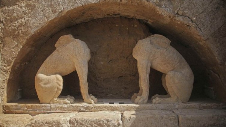Напрегнато археологическо очакване в Гърция в земите на Александър Велики