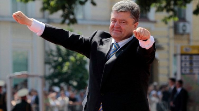 Порошенко обеща милиарди за превъоръжаване на армията
