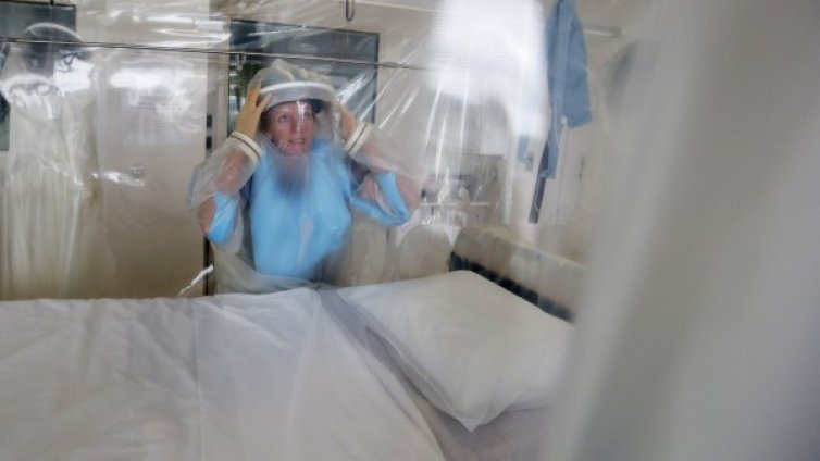 Япония e готова да предложи експериментално лекарство срещу eбола