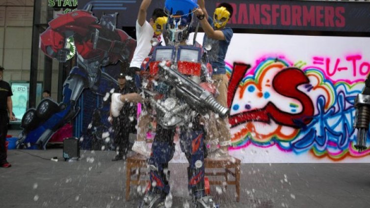 Превърнаха една тежка болест в риалити цирк