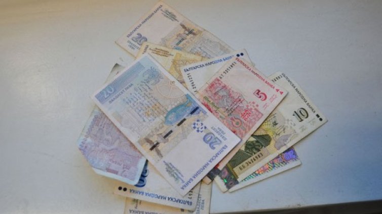 850 души укрили 20 млн. лв. данък върху доходите 