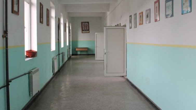 София: 4 градини и 1 училище в ремонт и след 15 септември
