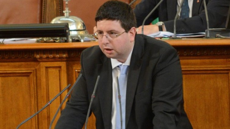 Чобанов за обрата си: БСП зави наляво, а с ДПС се сработихме