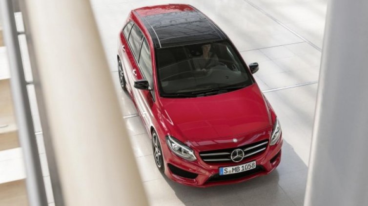 Mercedes-Benz представи обновената B-Class