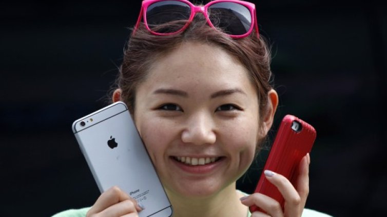 Рекорден брой предварителни заявки за iPhone 6 Plus 
