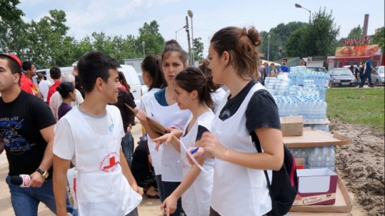 Засегнати от наводненията обжалват помощите на БЧК 