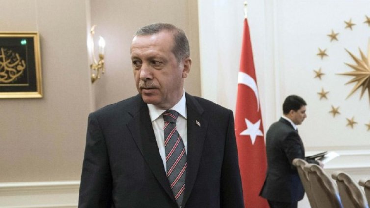 Изстрели край дома на Ердоган в Истанбул предизвикаха паника