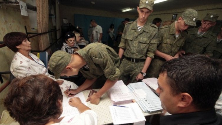 Украйна определи местните избори в Крим и Севастопол като нелегитимни