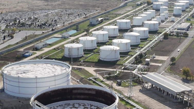 Куюмджиев за рафинерията: Освобождаването на държавния ни резерв зависи от ЕК