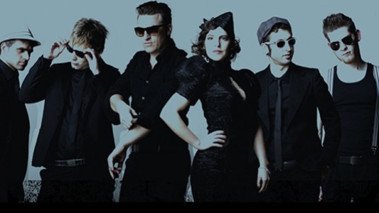 Посрещаме Parov Stelar с марково вино и шампанско