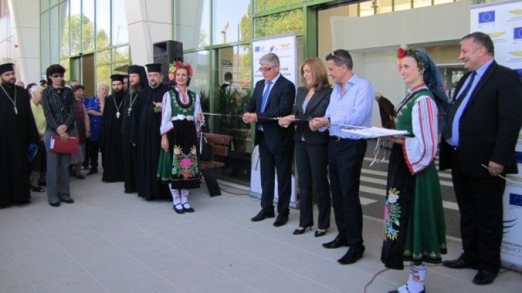 Пазарджик вече има модерна жп гара