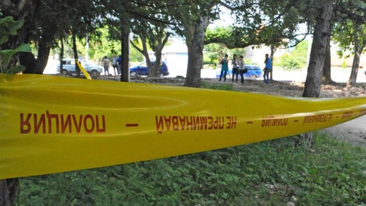 Мъж застреля съсед при улична свада в Белозем