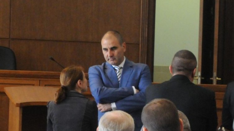 Отсъствие на адвокатка спъна делото срещу Цветанов 